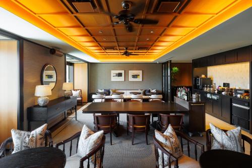 Club King Room - City View on Higher Floor with Complimentary Mini-bar