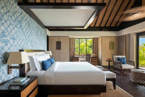 Panoramic One Bedroom Pool Villa with Free Resort Benefit anComplimentary Round-Trip Airport Transfer