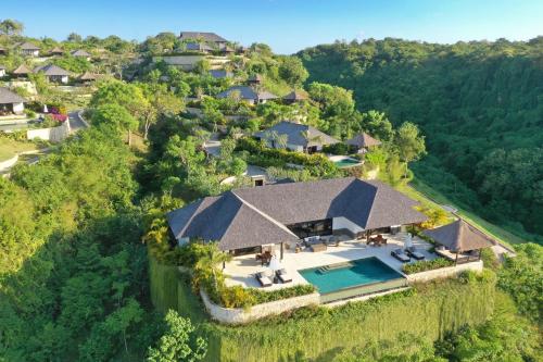 Raffles Presidential Villa with Free Resort Benefit and Complimentary Round-trip Airport Transfer