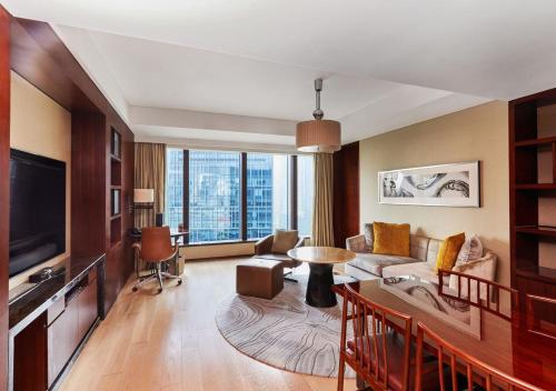 Two-Bedroom Apartment with City View