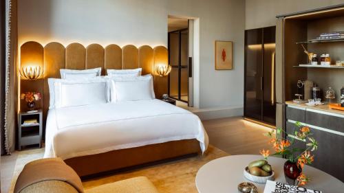 Two bedroom Canal View Junior Suite 
