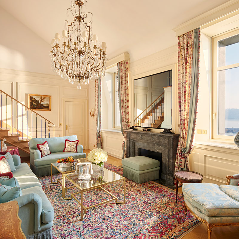 Penthouse - Lake View