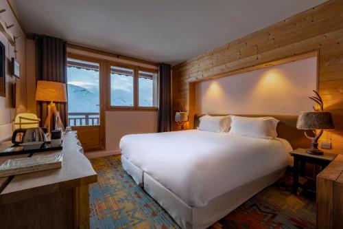 Comfort Double Room with ski slop view