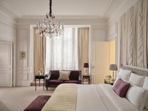 Eiffel Suite