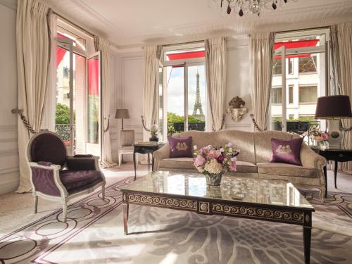 Eiffel Suite