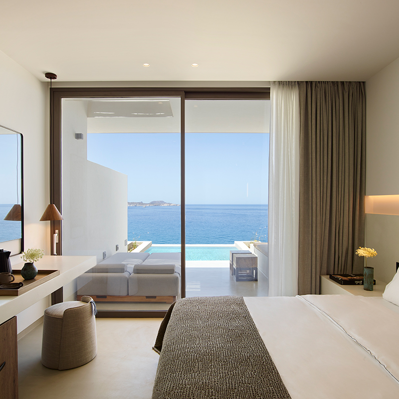 Deluxe Suites Sea view with Private Pool