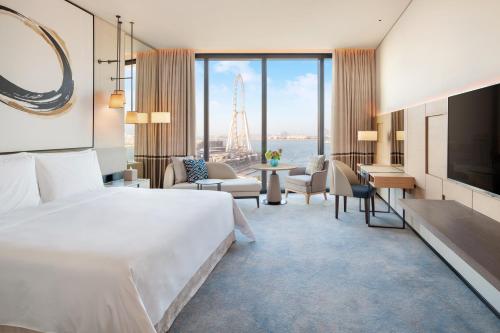 Deluxe Sea View Room with Floating Breakfast Once Per Stay