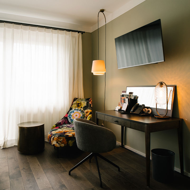 Double Room Living A/C Single Use