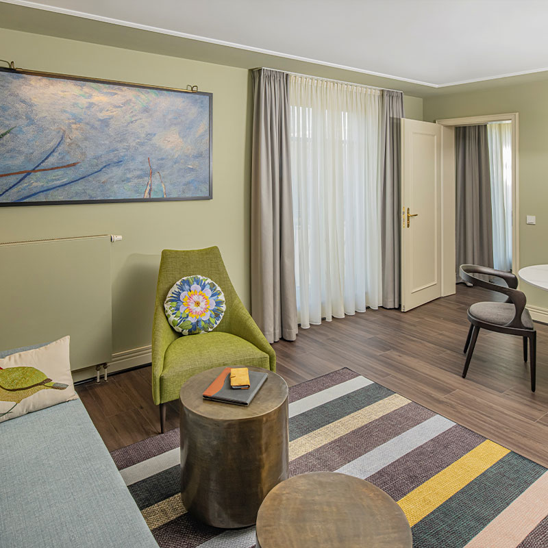 Apartment Living 