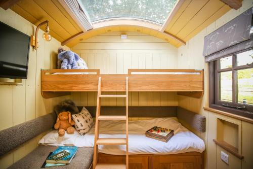 Shepherds Hut - Hiki Hot Tub