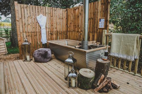 Shepherds Hut - Hiki Hot Tub