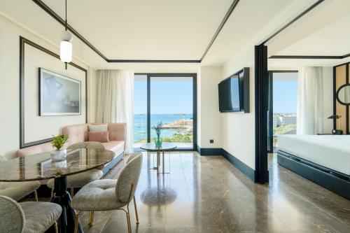 Suite with Sea View