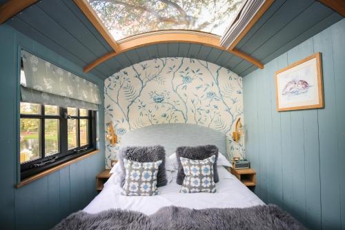 Shepherds Hut - Twin