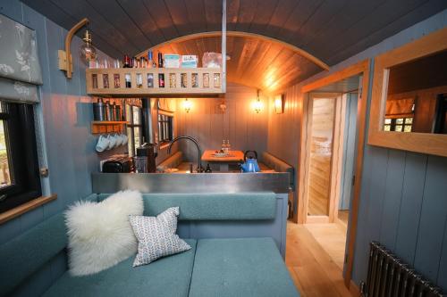 Shepherds Hut - Twin