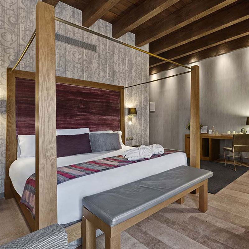 Deluxe Historical Room