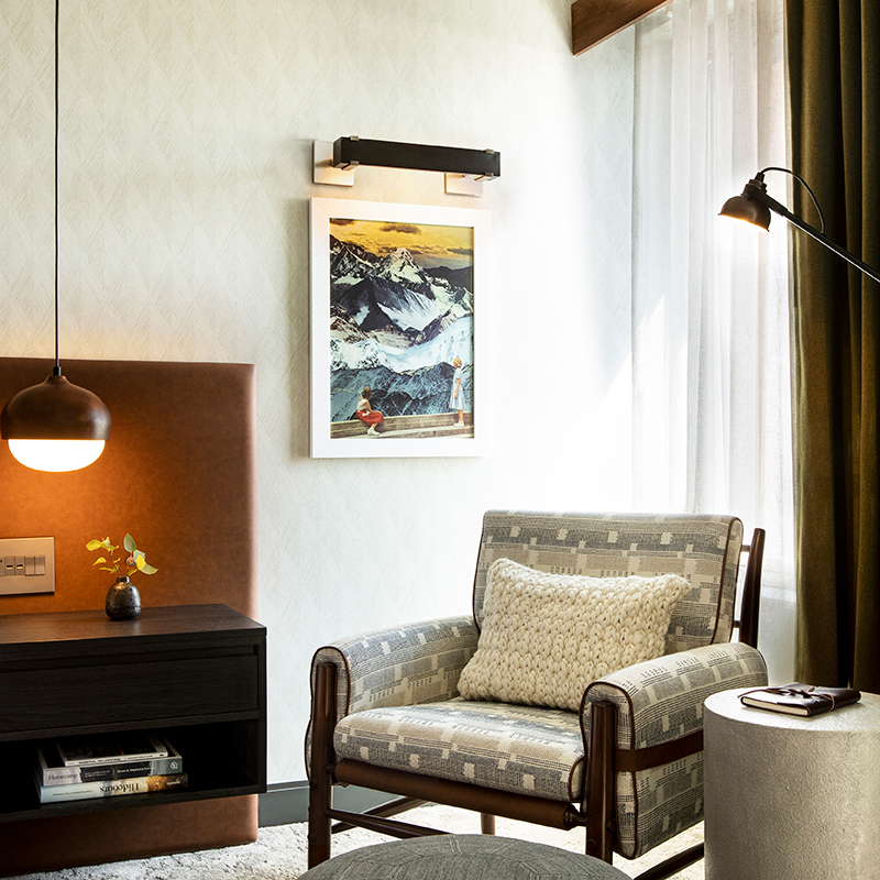 1 King Premium Corner  Mountain View