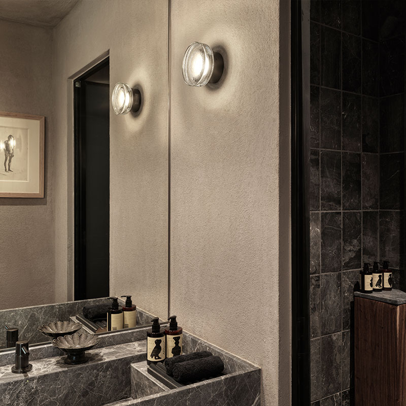 Corner City View Suite 