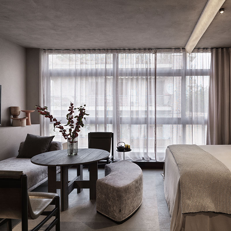 Two Bedroom Corner Suite City View