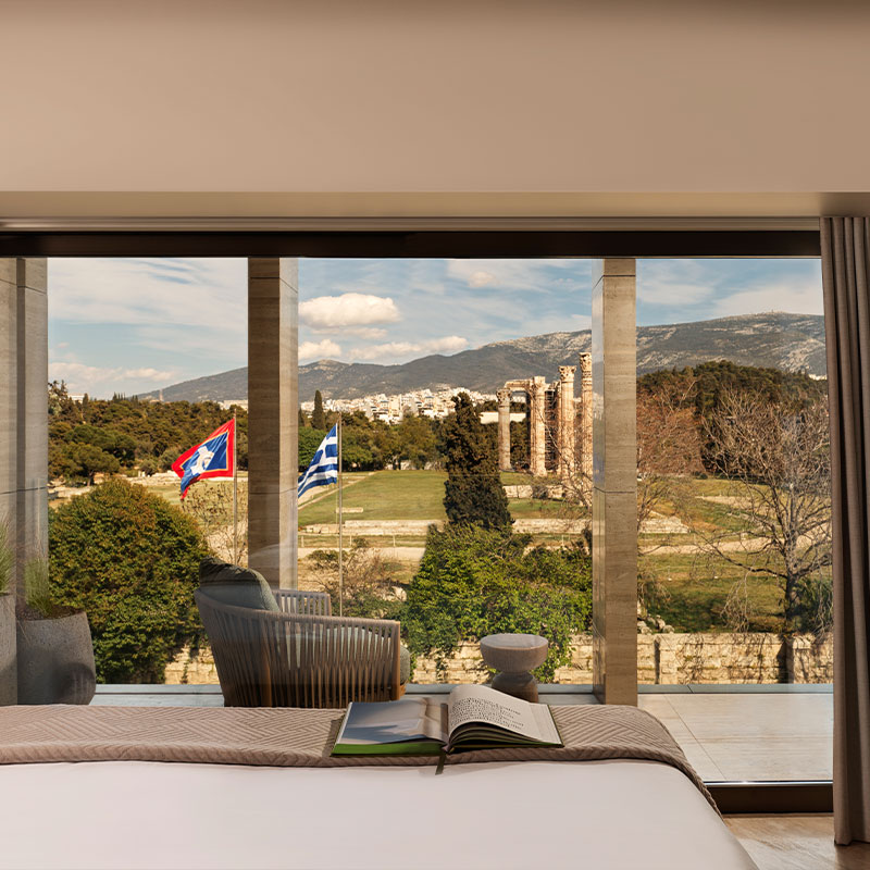 Panorama Suite with Temple View