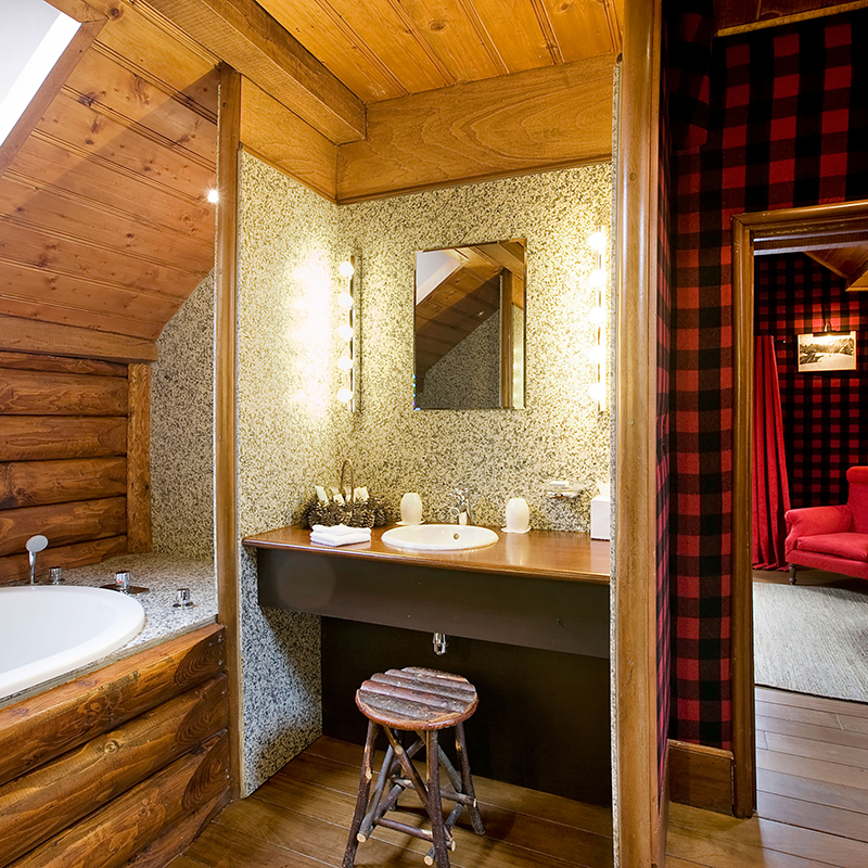 Lodge Cabin