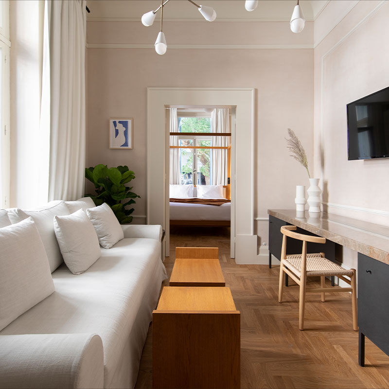 The Novel Suite 