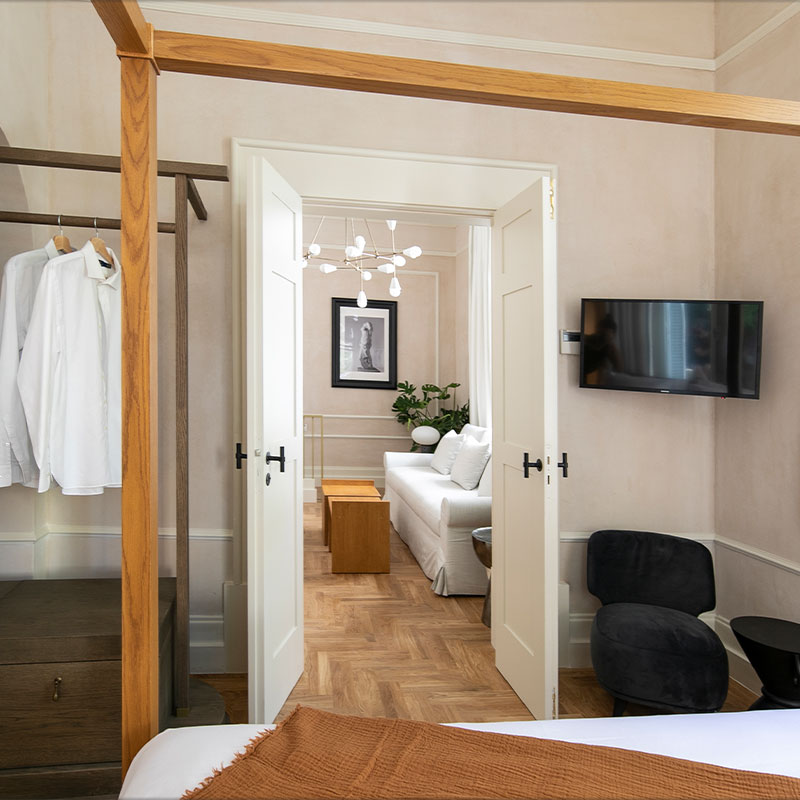 The Novel Suite 