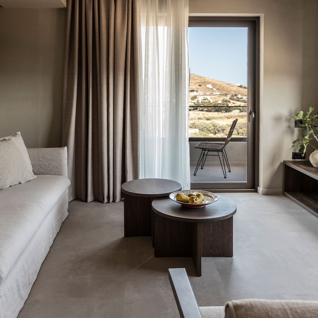 Carven 2 Bedroom Suite | Sea View