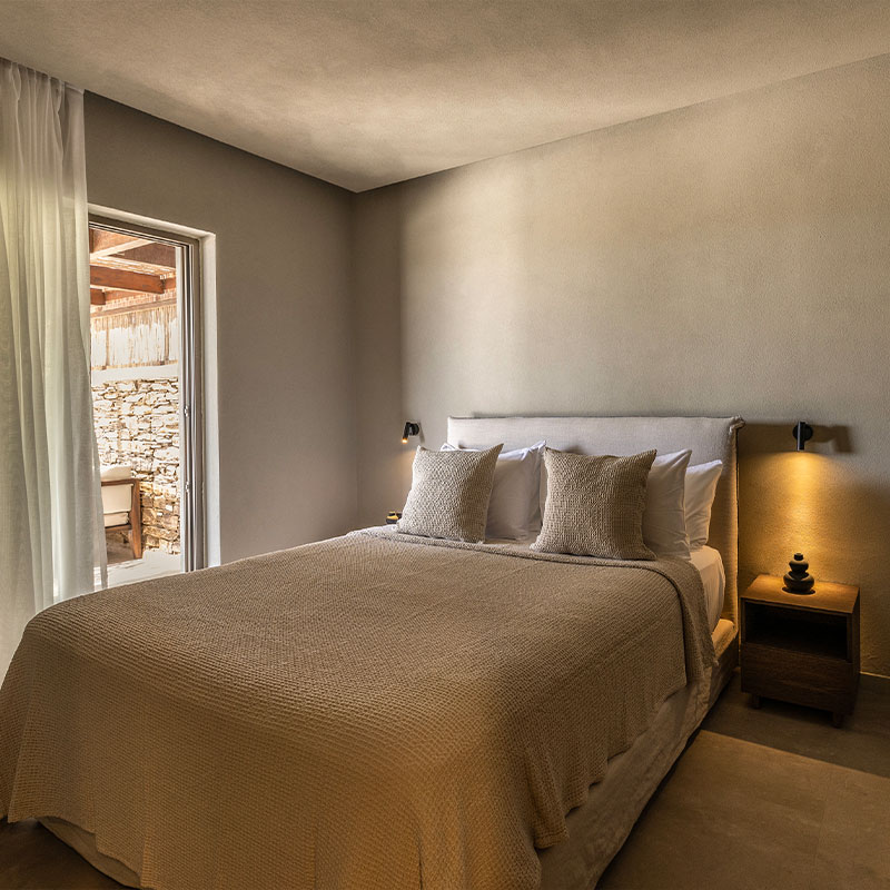 Ela 2 Bedroom Suite | Jetted Tub | Sea V