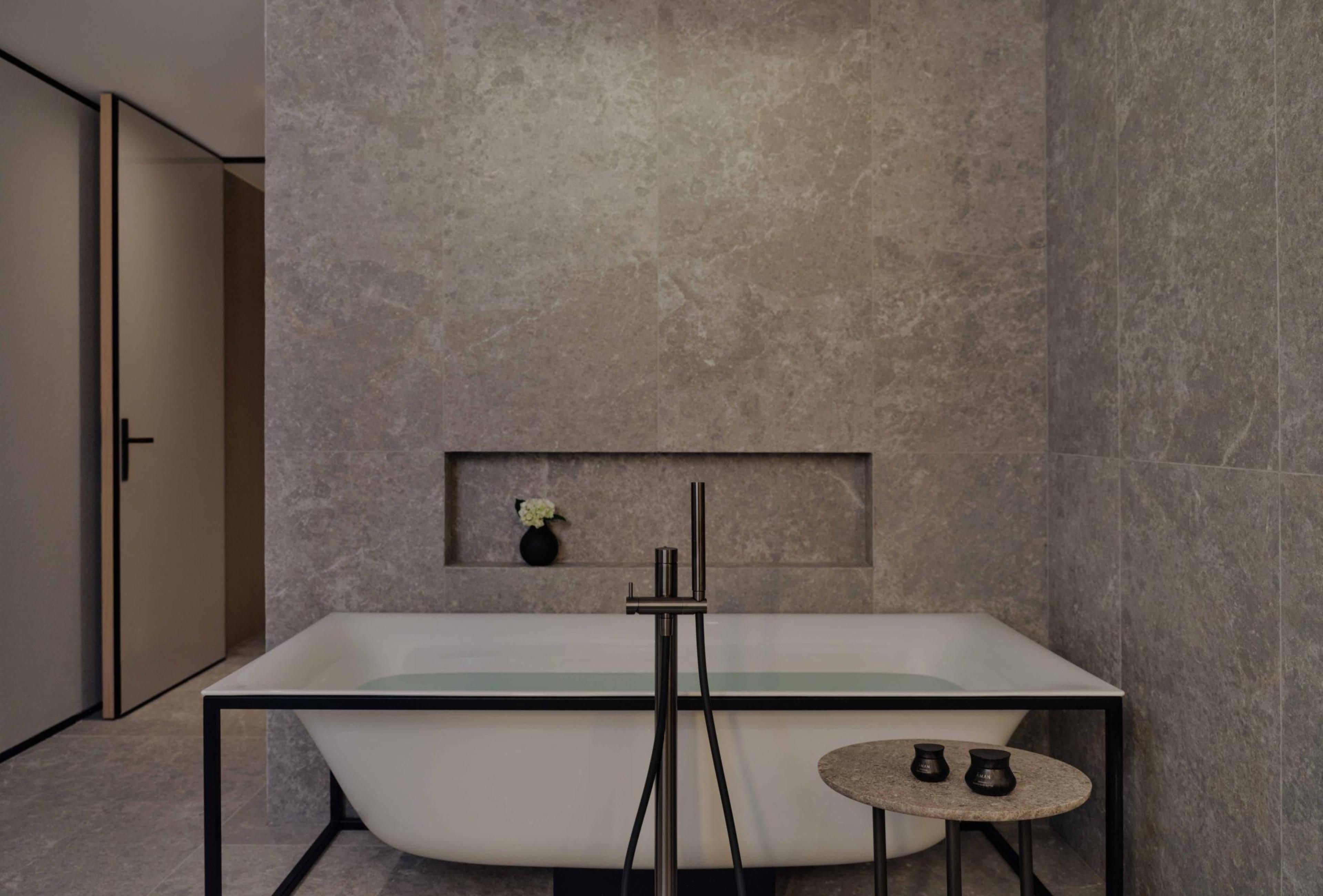 Aman Suite