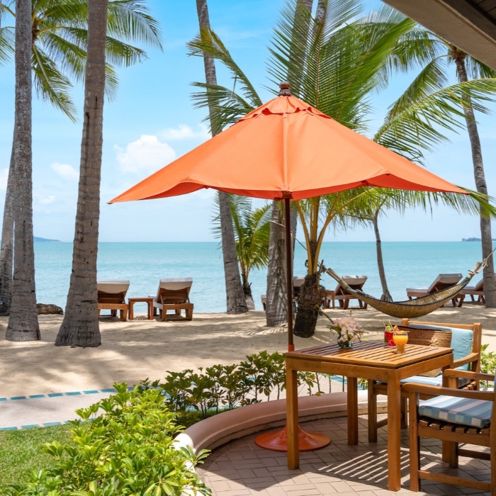 Deluxe Beachfront Villa with Plunge Pool