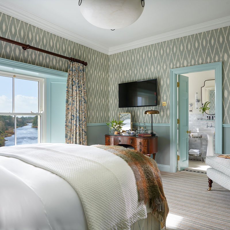 Classic Riverside Room