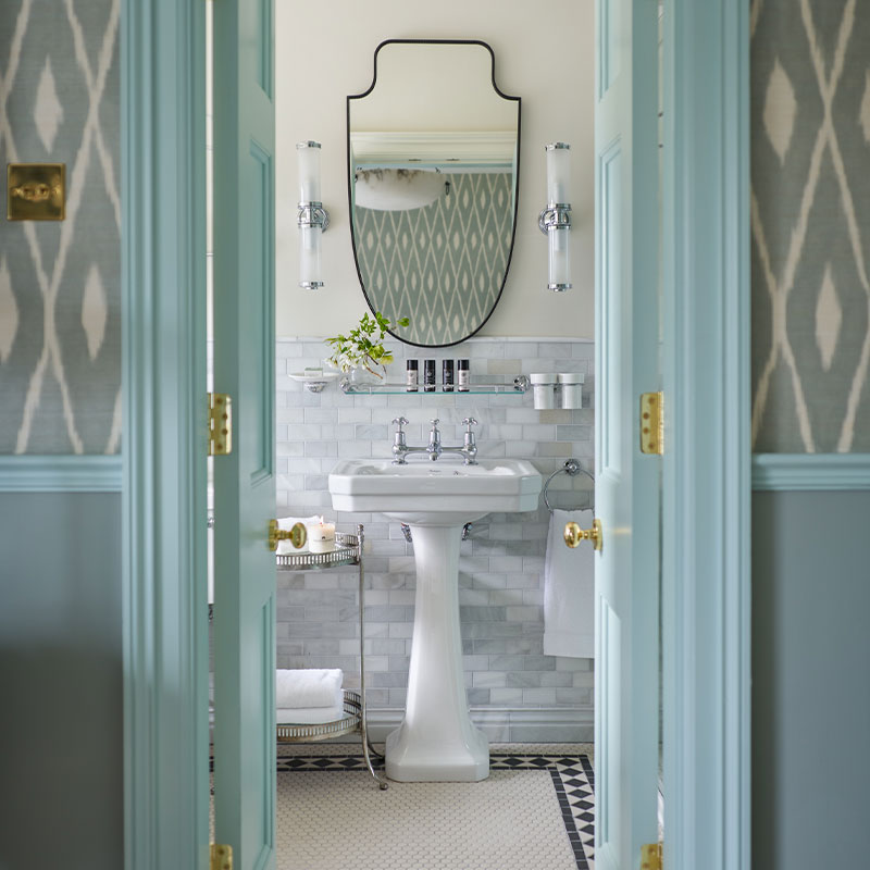 Classic Riverside Room