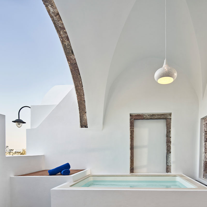 Senior Jetted Tub Suite