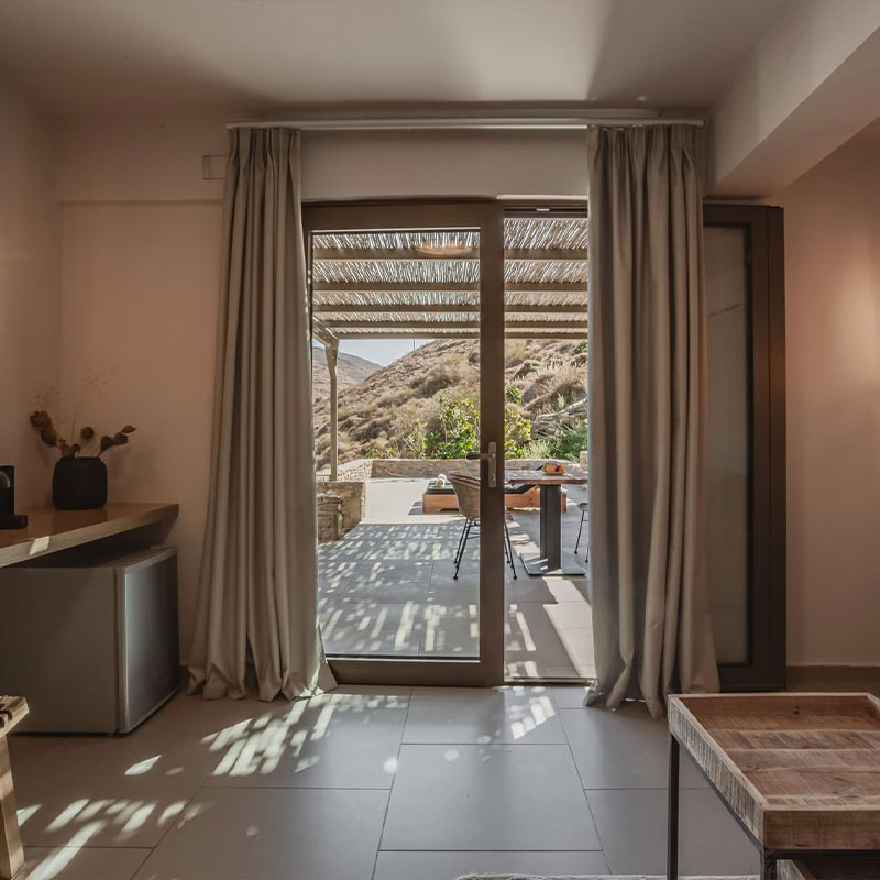 Signature Two Room Suite Sea View 