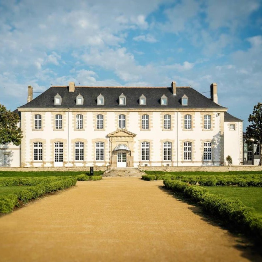Abbaye De Villeneuve