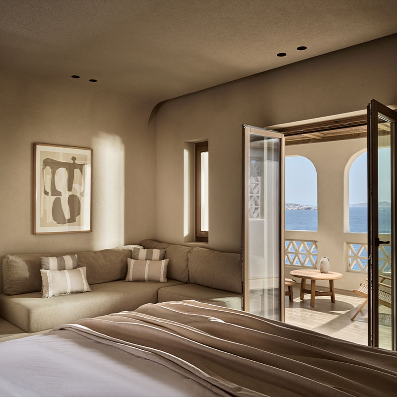 OMEON Signature Suite Sea View with Pool