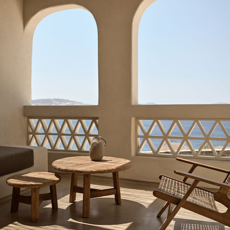 OMEON Signature Suite Sea View with Pool