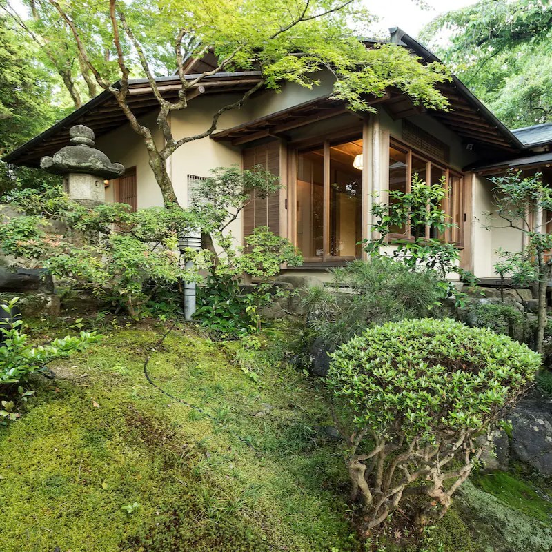 Nanzenji sando Kikusui