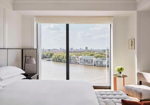 Deluxe Park Suite with River View