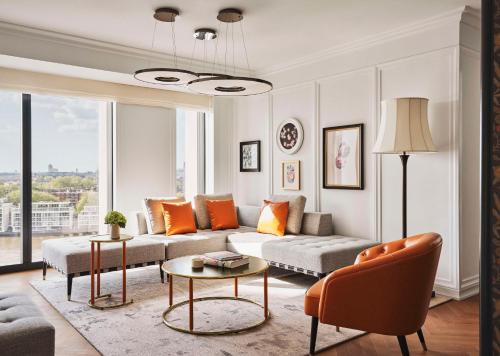 Deluxe Park Suite with River View