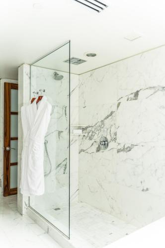 One Bedroom Suite