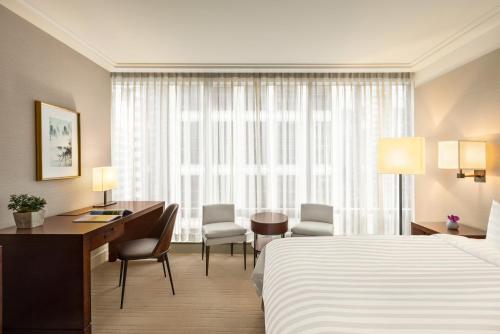 King Room with City View