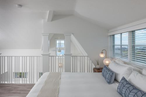 Superior King Suite