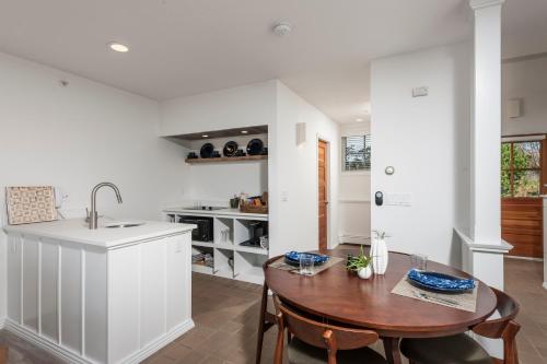 Superior King Suite