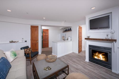 Superior King Suite