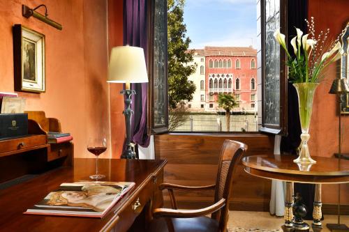 Prestige Double Room with Grand Canal View