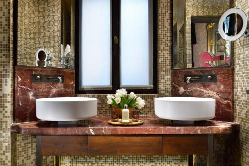 Luxury Suite Grand Canal Open Plan