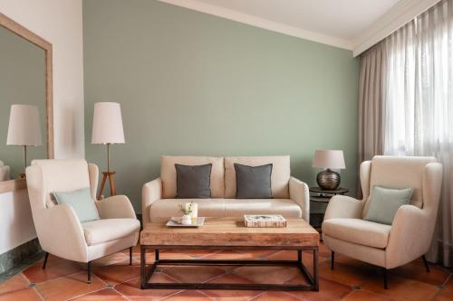 Red Level Family Suite 2 Bedrooms