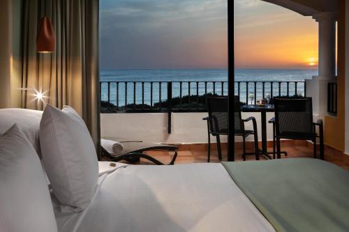 Red Level Presidential Suite 3 Bedrooms