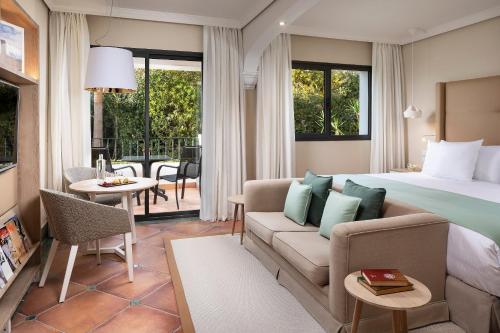 Premium Connected Rooms